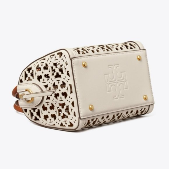 🔥NeW! $598 Tory Burch T Monogram Laser Cut Barrel Petite Bag - Picture 7 of 17